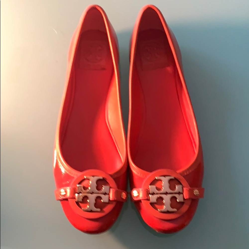Tory Burch orange leather flights